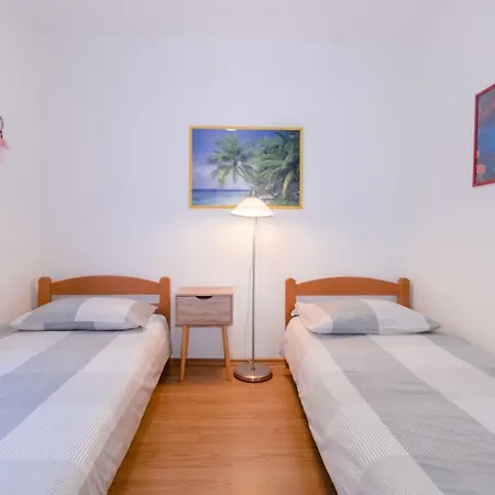 Apartment Fredi